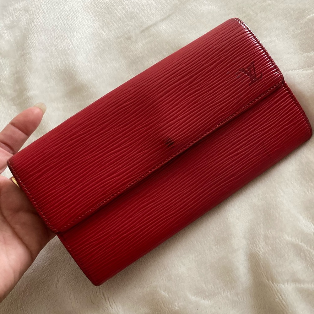 Authentic Louis Vuitton Sarah Long Wallet Red Epi